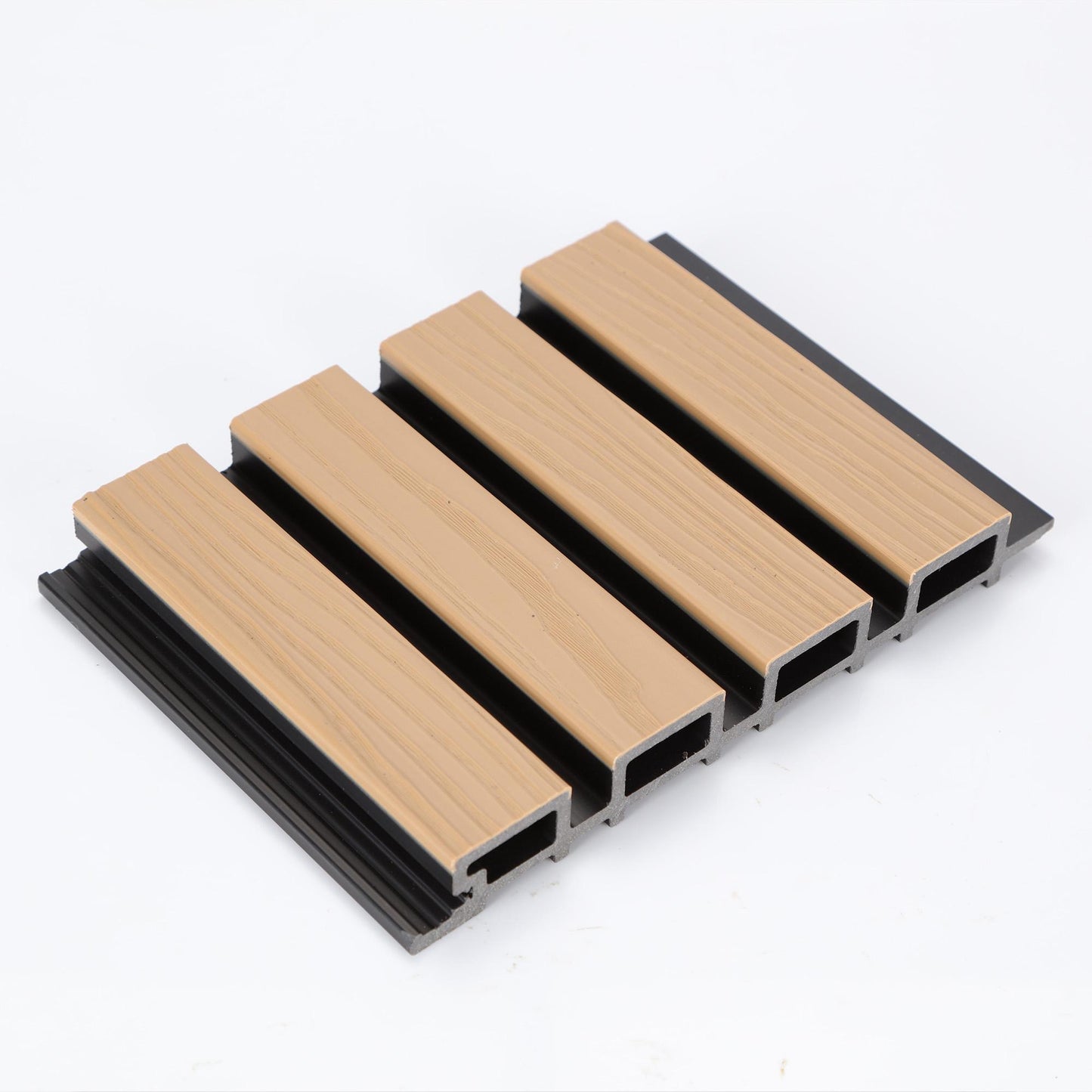 Composiet Gevelbekleding – Naturel Eiken – 3D Nerf – 290 x 22 cm