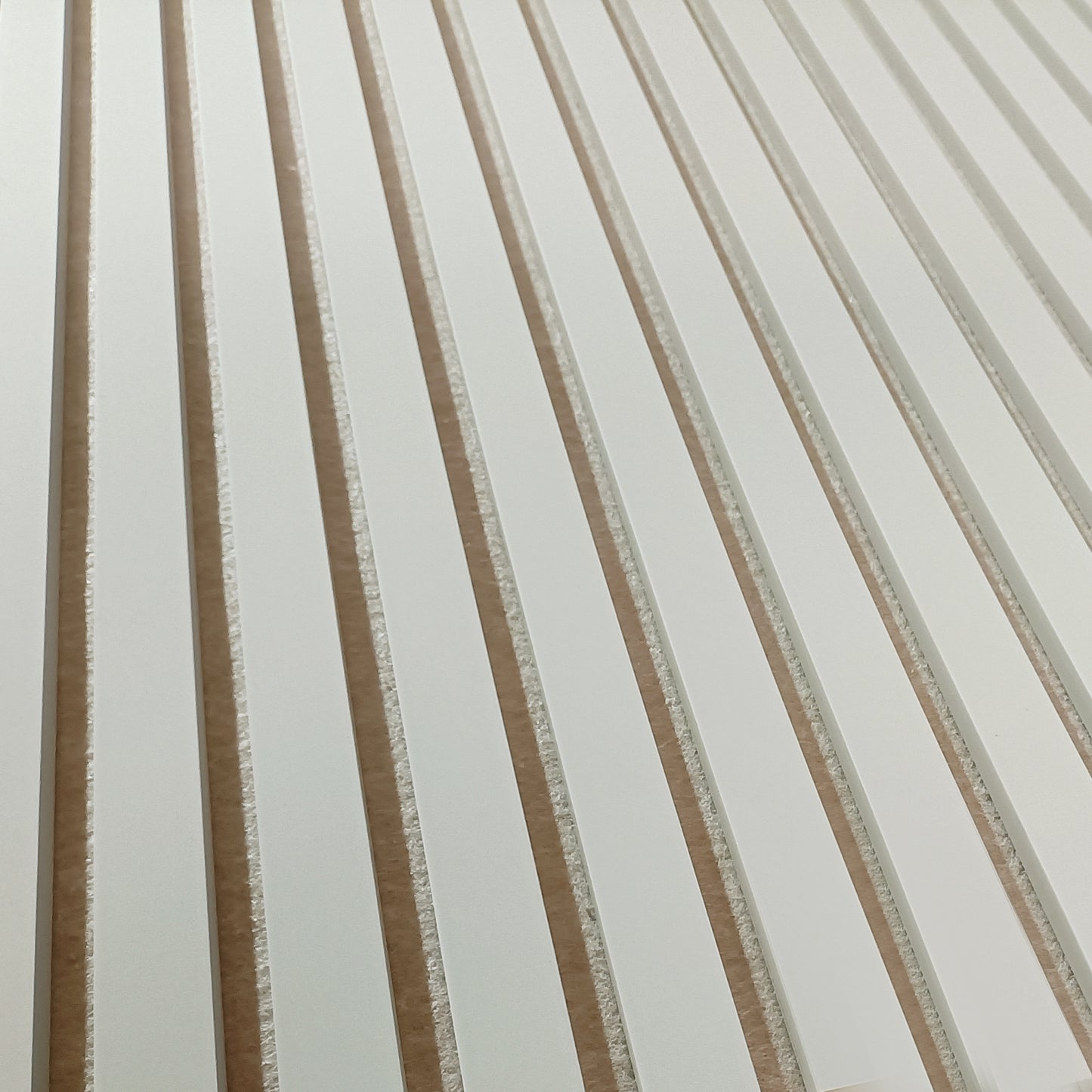 Akoestische wandpanelen - 280 x 60 cm - Beige mat met beige vilt - Lattenwand - Akupanel