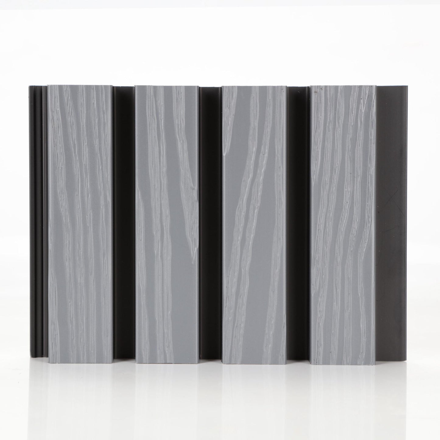 Composiet Gevelbekleding – Grijs Eiken – 3D Nerf – 290 x 22 cm