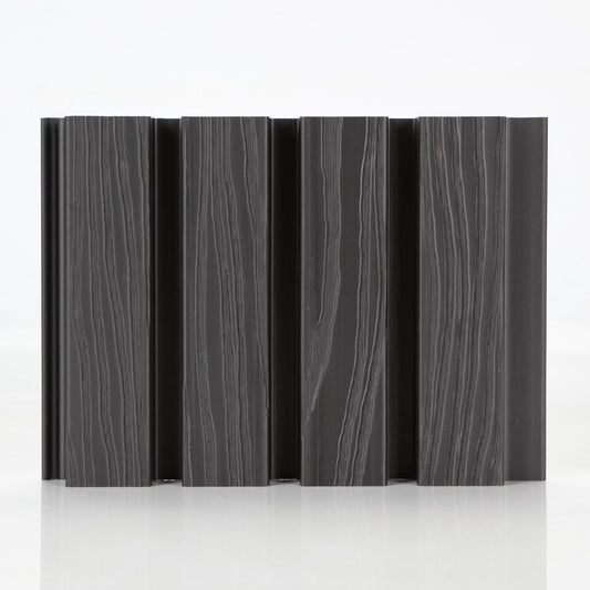 Composiet Gevelbekleding – Zwart Eiken – 3D Nerf – 290 x 22 cm