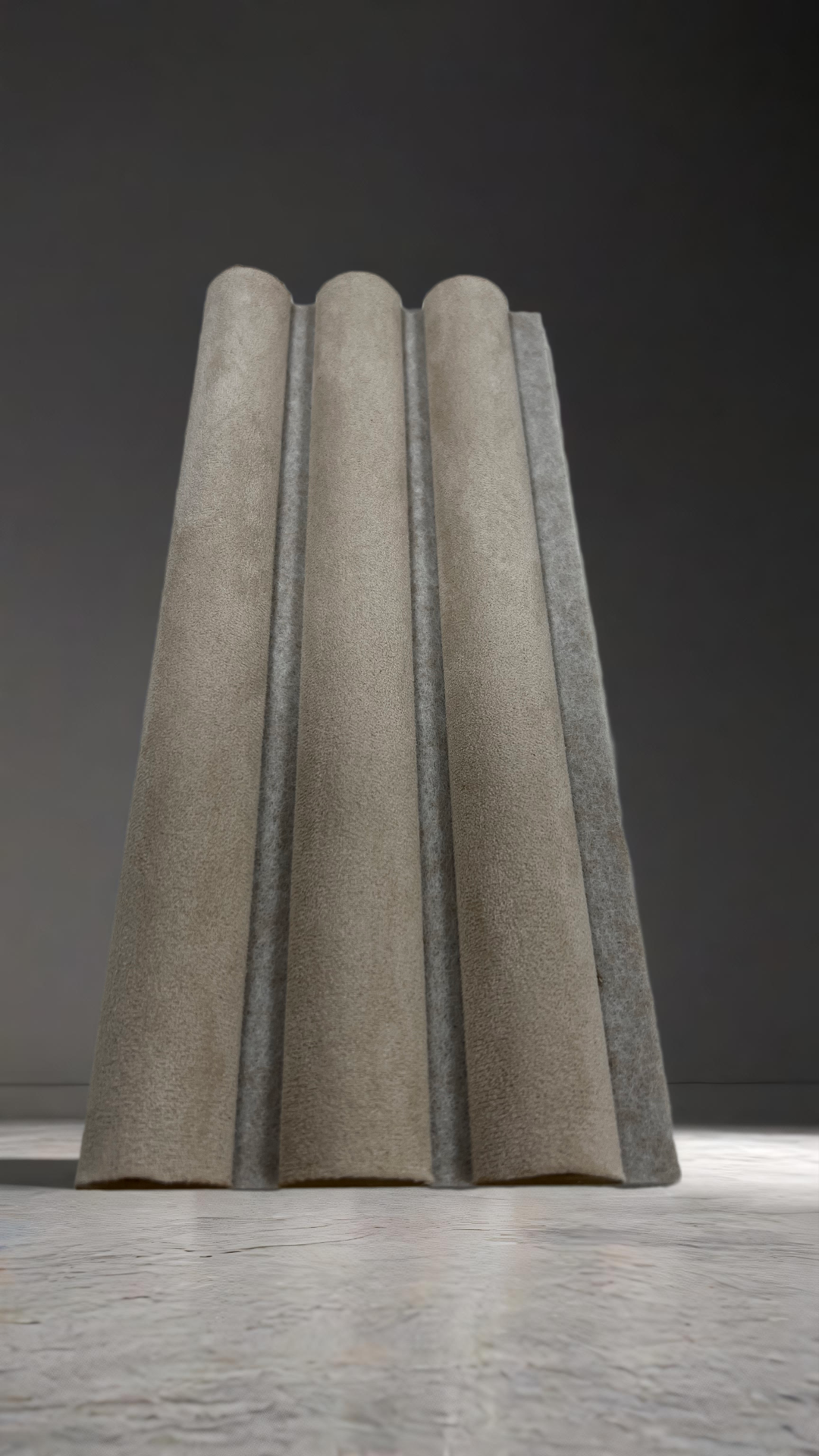 Suède Akoestisch Wandpaneel – Desert Taupe – 280 x 60 cm